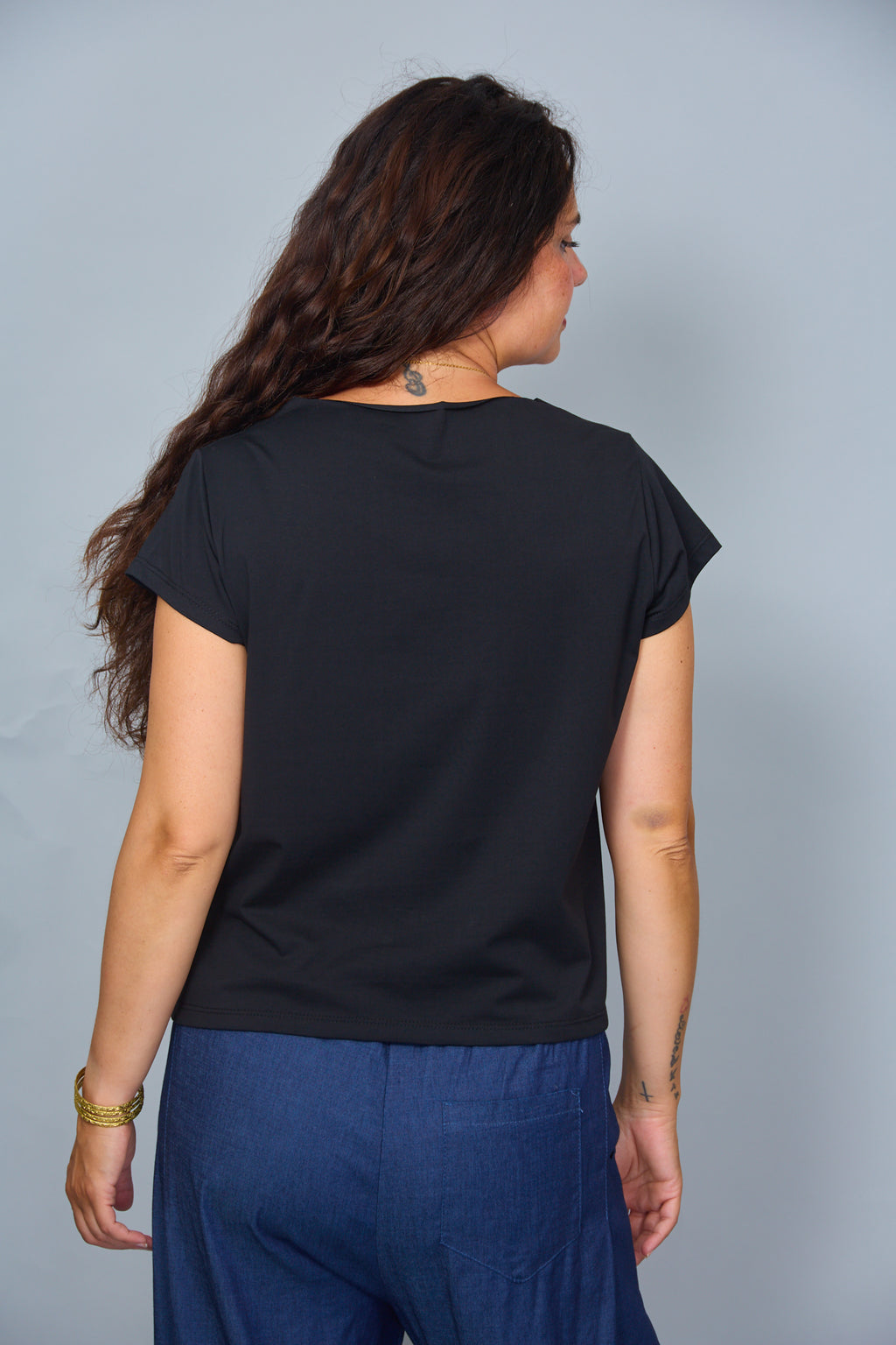 Camiseta Anabella Negro