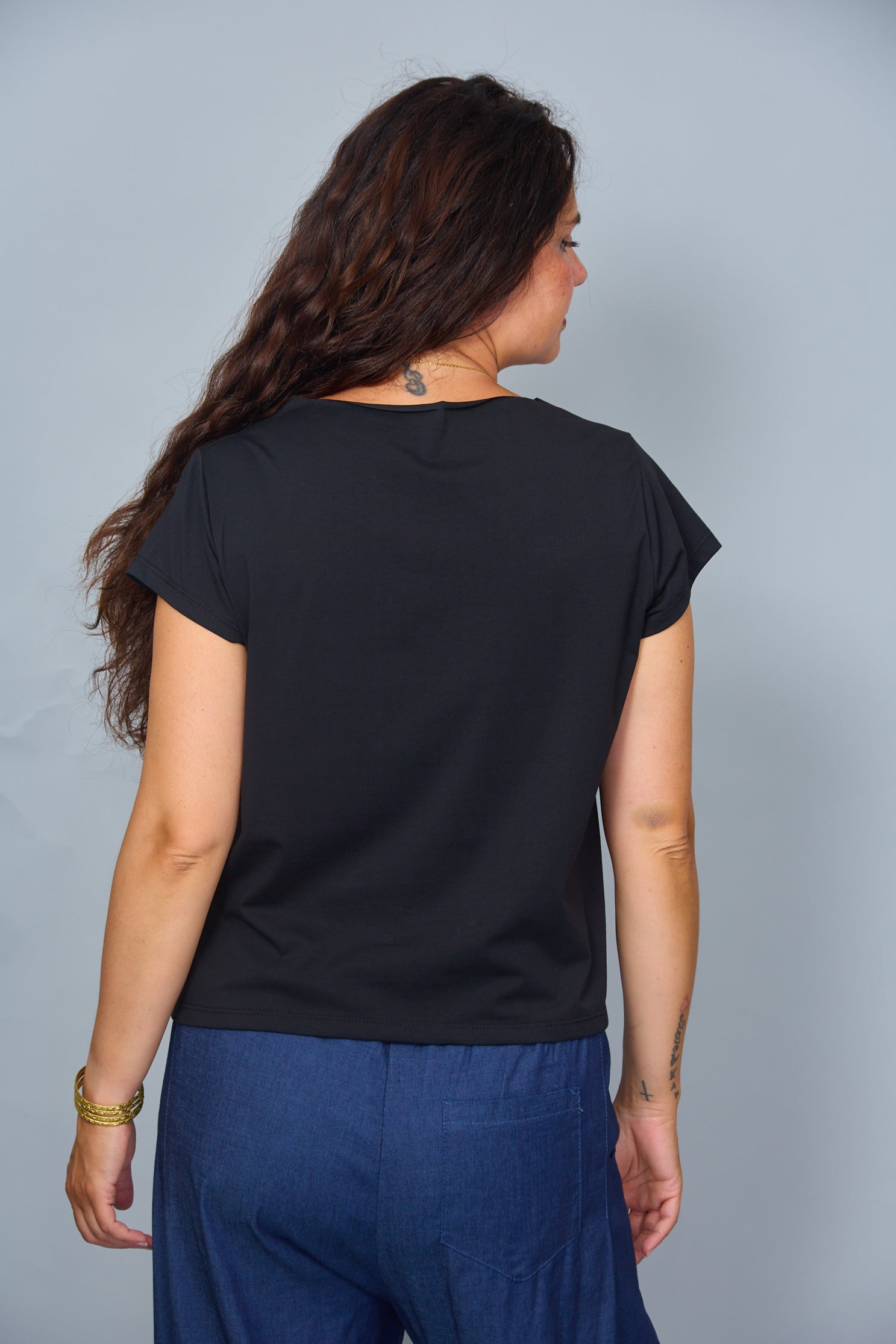 Camiseta Anabella Negro