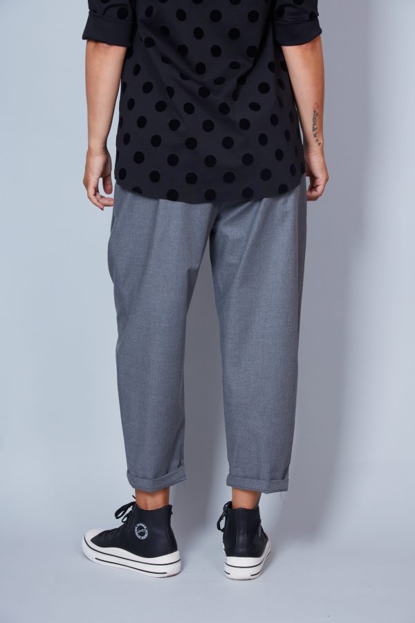 Pantalón Modelo Adelina Color Gris Antracita
