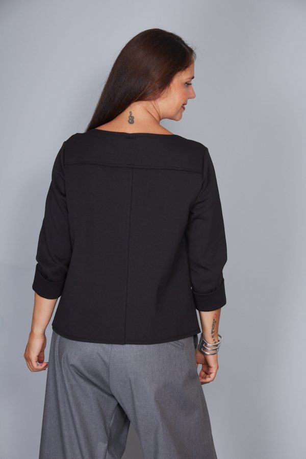 Blusa Modelo Jonas Color Negro