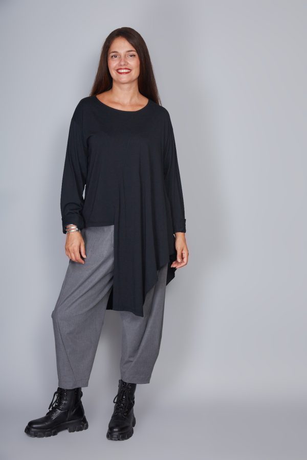Camiseta Modelo Mirta Color Negro