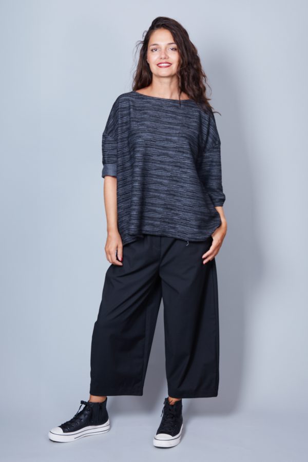 Blusa Modelo Megan Color Negro/Gris