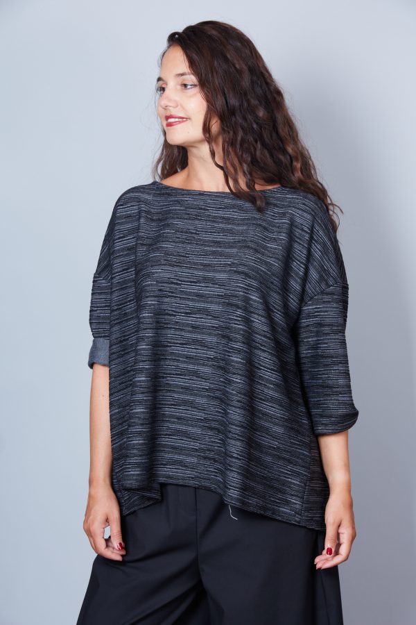 Blusa Modelo Megan Color Negro/Gris