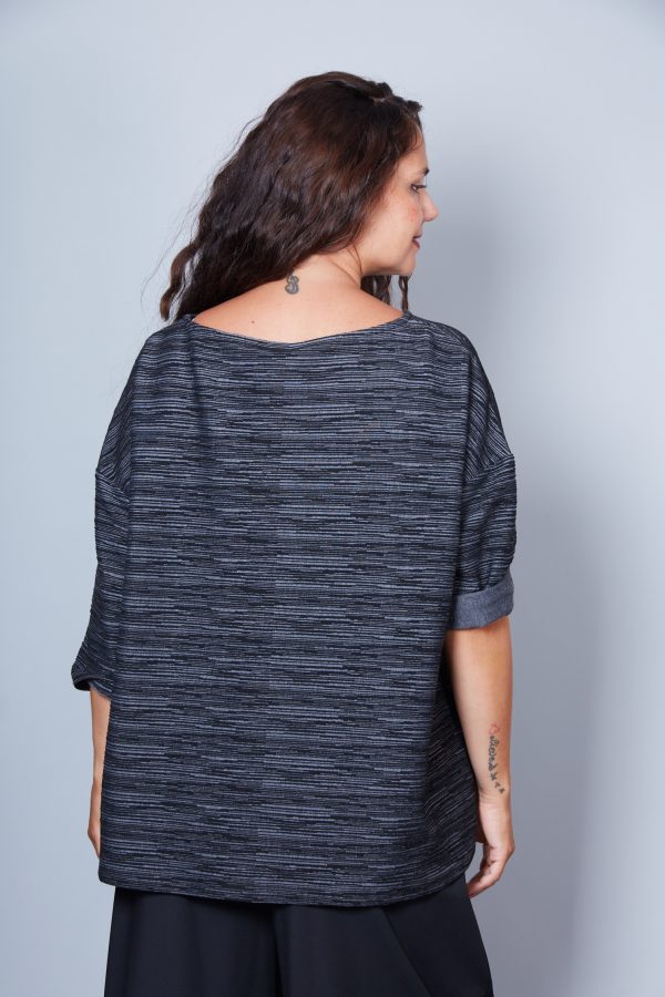Blusa Modelo Megan Color Negro/Gris