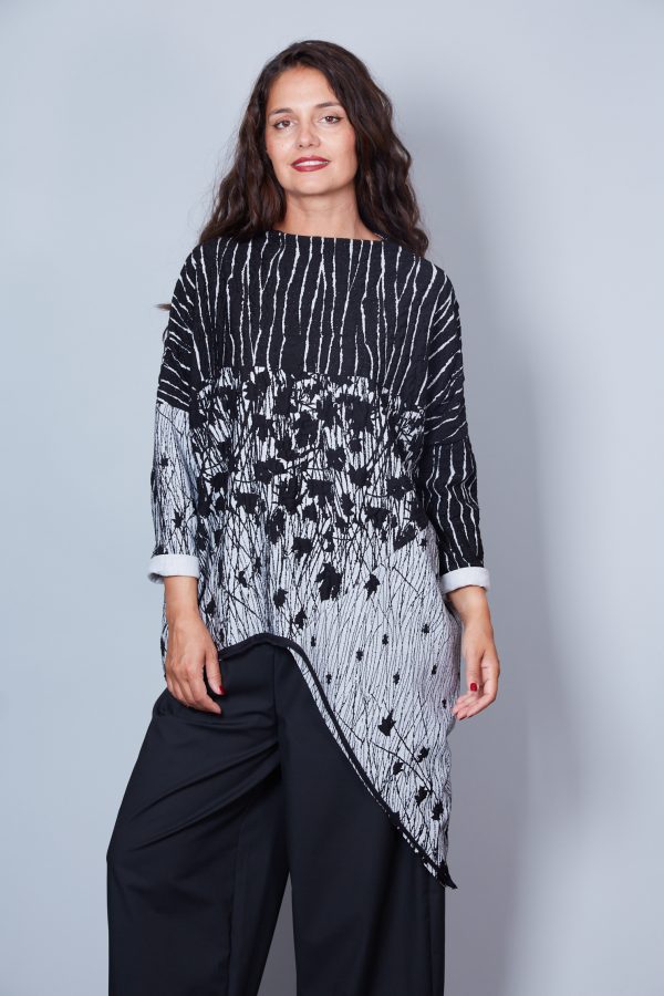 Blusa Modelo Emilia Color Negro/Gris