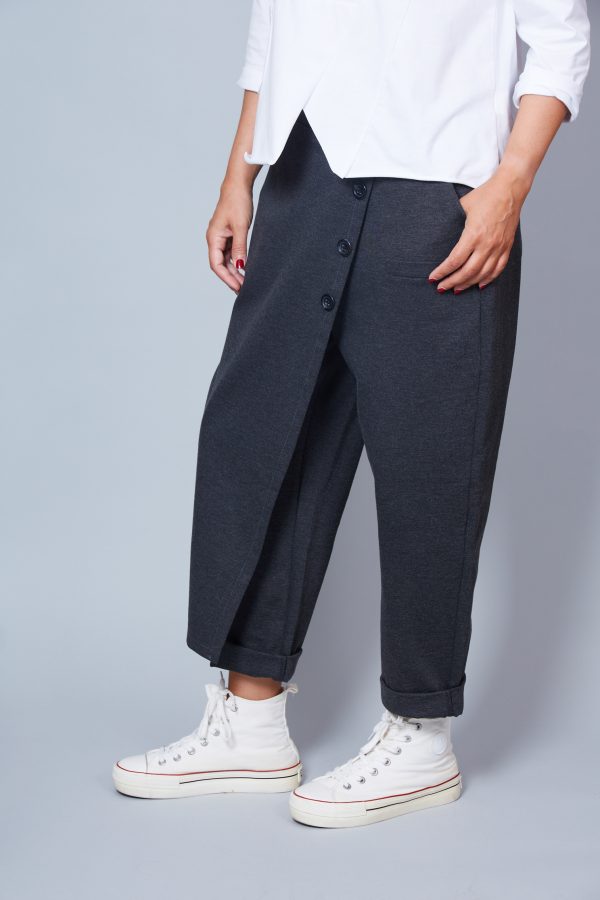 Pantalón Modelo Febe Color Gris Oscuro