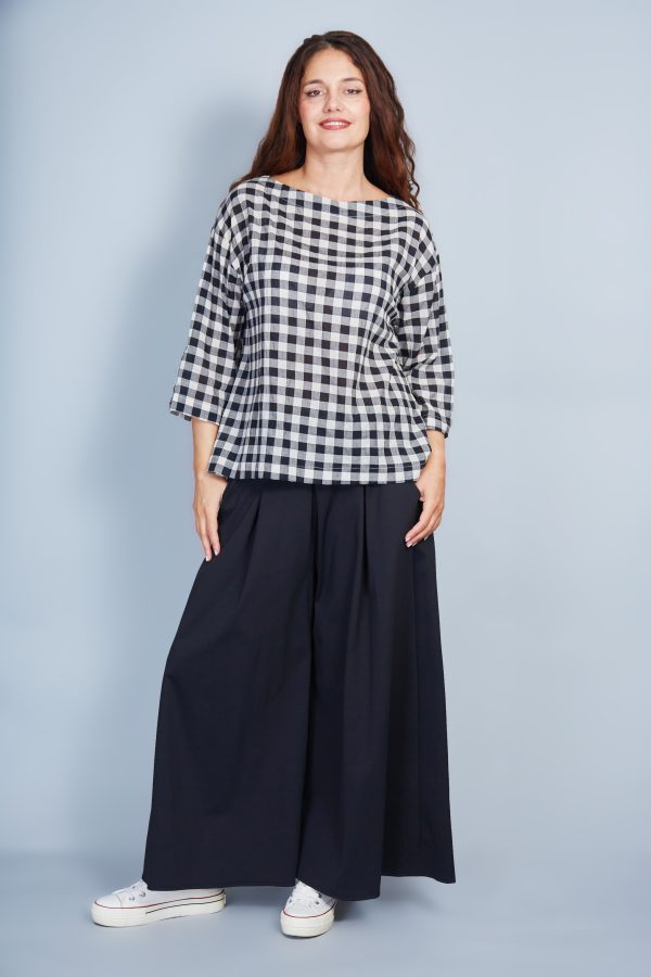 Blusa Modelo Severina Color Negro/Beige