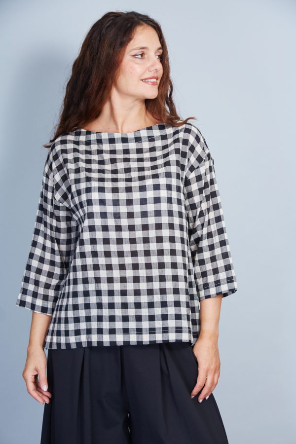 Blusa Modelo Severina Color Negro/Beige