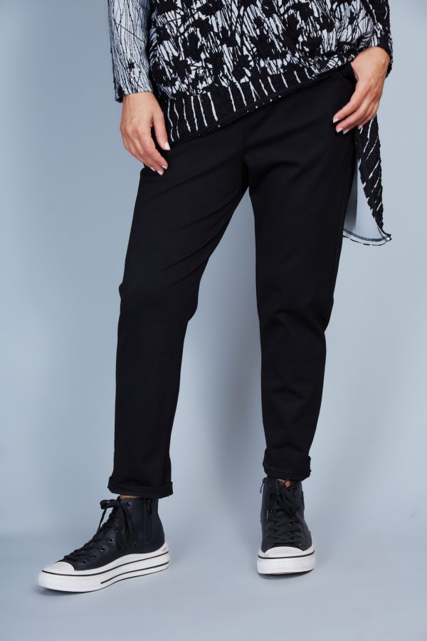 Pantalón Modelo Giannina Color Negro